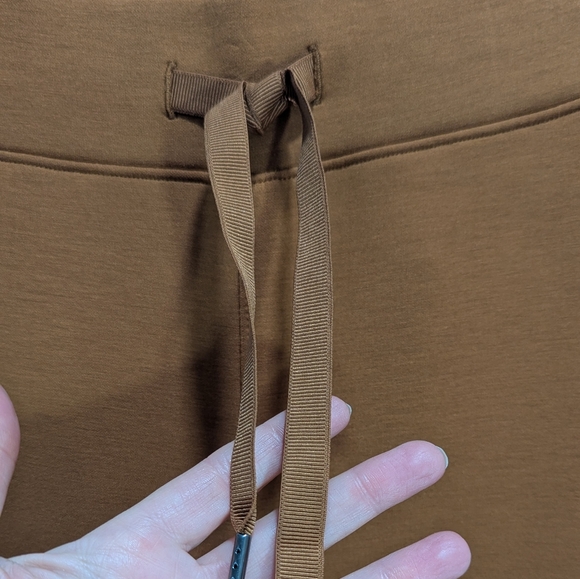 Spanx Women's 50239T Size XL Tall Butterscotch Air Essentials Wide Leg Pants NWT - Picture 2 of 6